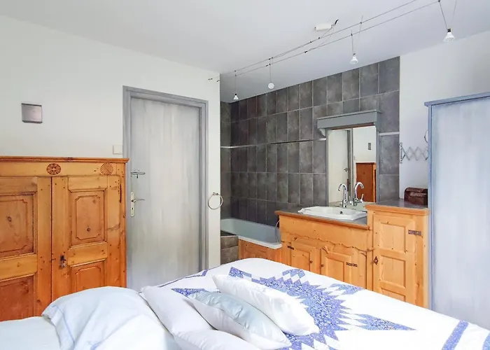 Comme Chez Soi 1 아파트